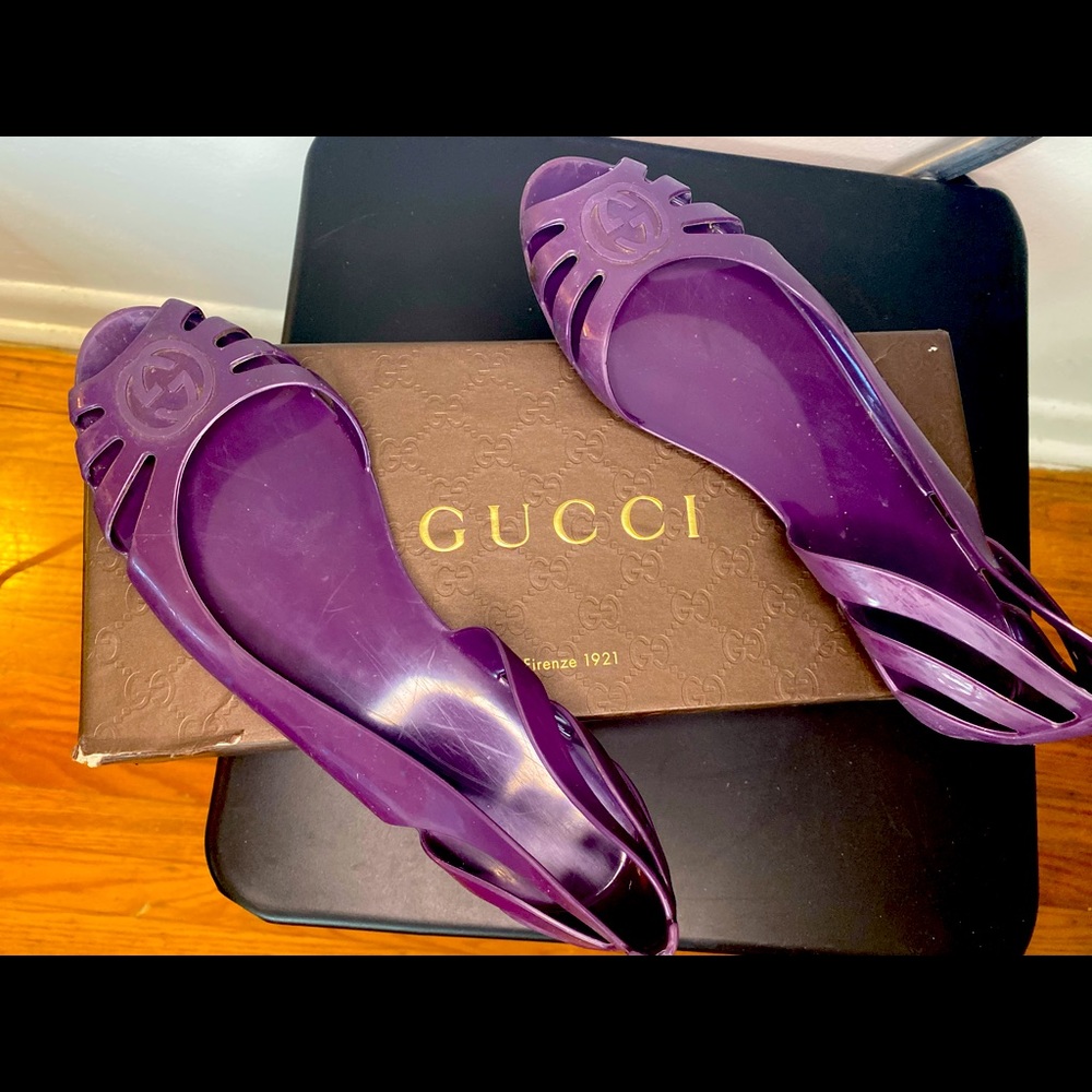 Pre-Owned Gucci Marola Grape Jelly Sandals size 8